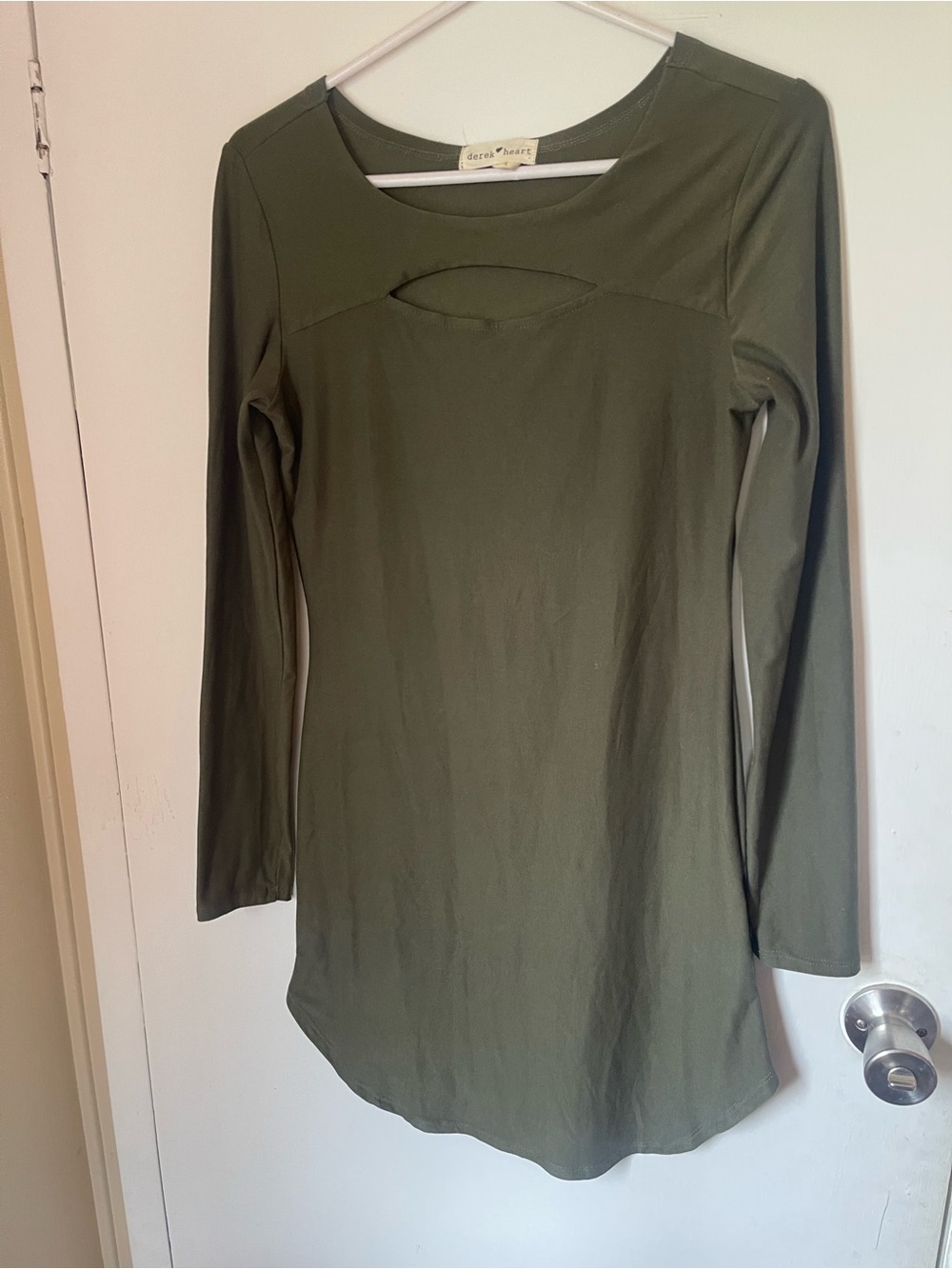 Derek Heart Olive Green Long Sleeve Keyhole Tunic